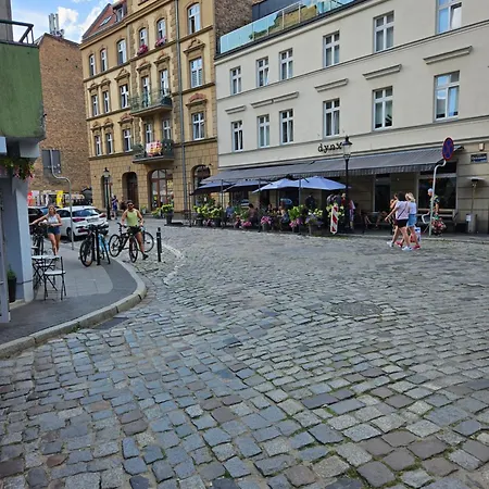 Apartment Tumsky14 *